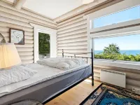 "Heli" - 200m from the Sea