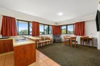 Comfort Inn Grafton - parking
