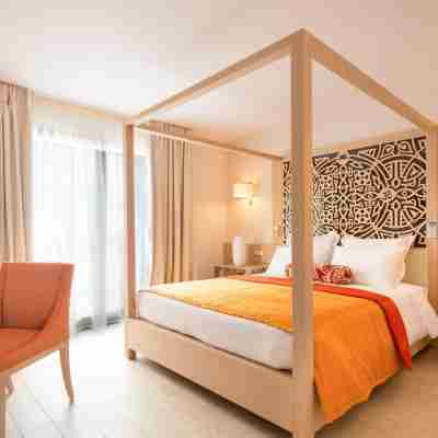 Akoya Hotel & Spa Rooms