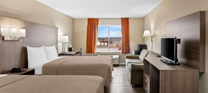 Econo Lodge Hotels in DuPage County