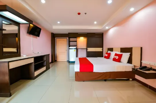 ห้องซูพีเรียร์ เตียงใหญ่ 1 เตียง