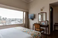 Hotel Crystal Palace 뉴 에라 도서관 주변 호텔