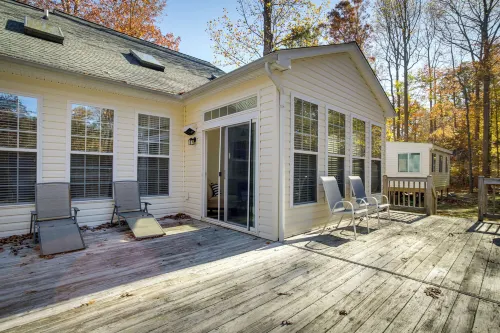 Bright Greenbackville Vacation Home w/ Game Room - Country Houses