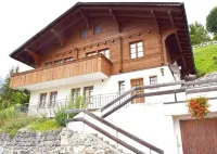 Vacation apartment with beautiful mountain views in a prime location