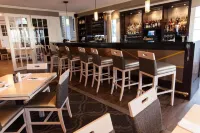 Fairview Inn Hotels in Fairview