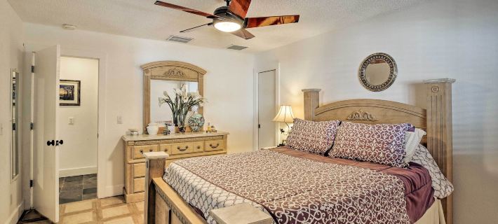 Pet-Friendly Oasis w/ Deck & Fire Pit in Bokeelia! Hotels in Lee County
