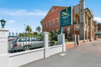 Quality Hotel Regent Rockhampton Отели рядом с достопримечательностью «Rod Laver Plaza Riverside Park»