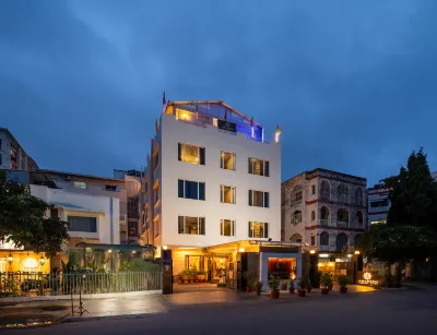 아만트라 컴포트 호텔 라메쉬 공원 주변 호텔