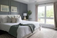 Talahi Tides Retreat: Lake, Spa, Near Downtown and Tybee Beach Hotels in Talahi Island