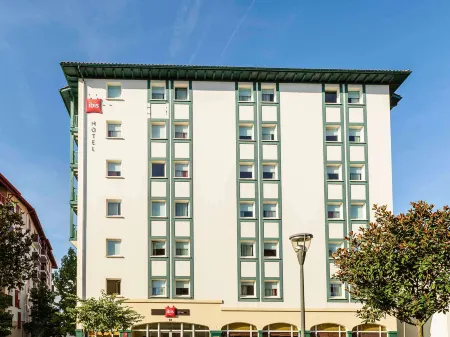 Ibis Ciboure Saint-Jean-De-Luz Отели в г. Сибур