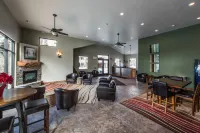 Park Avenue 1 Bedroom Condominiums