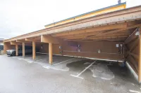 Modern Apartment Near the Ski Area - parking