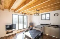 Modern Air-Conditioned Apartment with Large Terrace in Central Pau