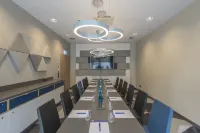 Holiday Inn Express WUPPERTAL - HAUPTBAHNHOF by IHG