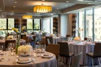 โรงแรม คิมป์ตัน โฮเทล อาร์ราส บาย IHG - พร้อมอาหารเช้า