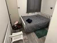 Studio - Sleeps 2 - Acton Park & Stn Close โรงแรมใกล้แอกตัน