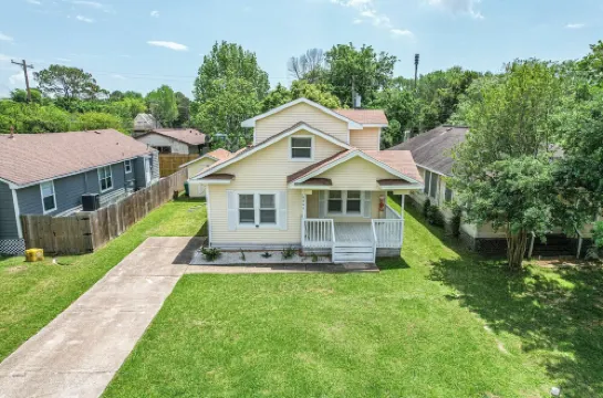 Charming 3-bedroom cottage in Seabrook, Texas