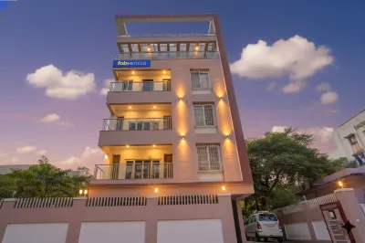 Via Rudra Residency - Nr Medicover Hospital 鄰近Pimpri的酒店