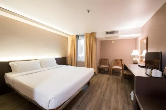 ห้องสแตนดาร์ด เตียงใหญ่ 1 เตียง