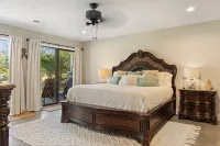 Lake front house near Clemson University