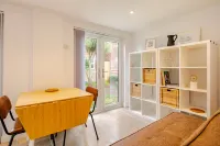 Skylight Studio near Hospital - Apartment