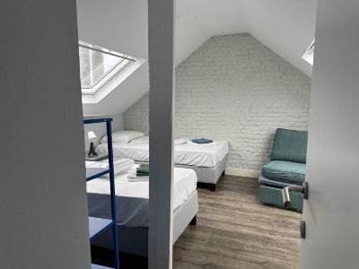 Charming Entire Duplex Apartment for 5 in Saint-Gilles,