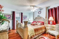 Tampa Area Home w/ Indoor Pool, Families Welcome!