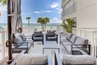 OCEANFRONT 4b/3ba St. Pete/Clearwater. Heated Pool. Patio. Paddleboards Hotel a Redington Beach