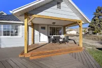 Happy Trails Bed and Breakfast Hotels in 