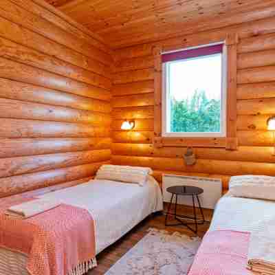 Karhu Rooms