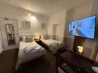 Central Hotel - Alojamientos
