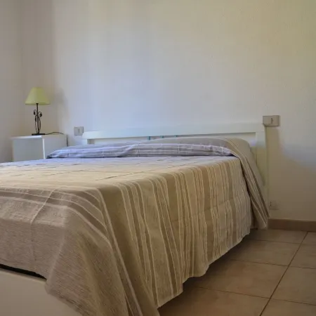 FTA-BEL01apt 6 pax vicino al mare