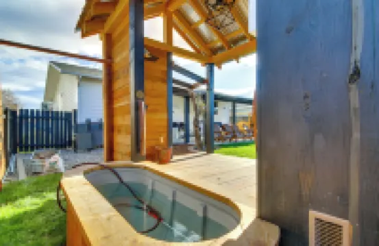 距離博茲曼12英里：寵物友好寶石，帶桑拿和庭院 貝爾格萊德酒店