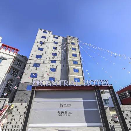 Sacheon Central Hotel