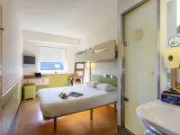 Ibis Budget Antwerpen Centraal Station Hotels near Borgerhout