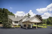Best Western Inn  Suites Rutland-Killington