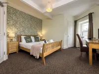The Cornerhouse Hotel a Frome