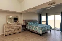 Bayside Paradise 4BR Home w Patio Games Room Hotels in Port Isabel