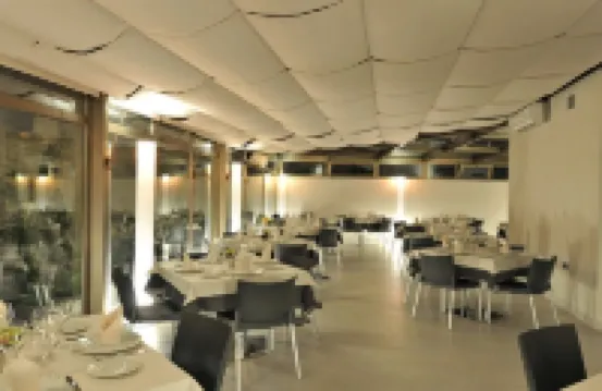 On Hotels Aleta Room