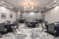 Hilton Garden Inn Cincinnati/Midtown - Pet friendly