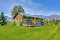 Montana Mountain Getaway: Deck & Amazing Views - Wifi