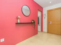 Viva 3-BR Apt in Waterfront Dbayeh Hotels in Dbayeh