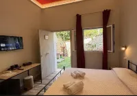 Golden House Hotels in Cefalù