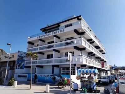 Hotel Tropical Suites