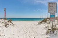 Pensacola Beach Vacation Rental w/ Private Balcony - Strand