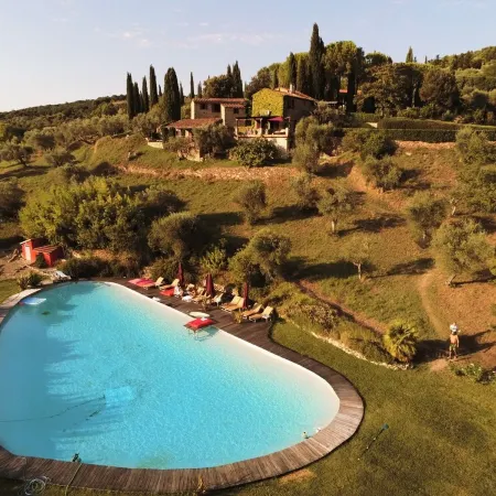 Romantic HideAway in an Old Olive Grove - EcoTourism - Huge Pool