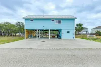 1 Mi to Marina: Cozy Angler's Cottage in Rockport - Pet Friendly