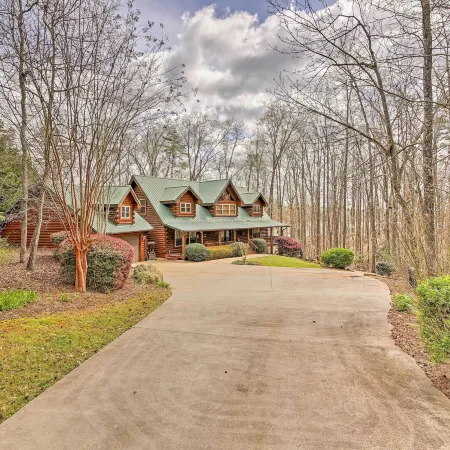 Lake Hartwell Villa w/ Dock, Theater + Hot Tub!