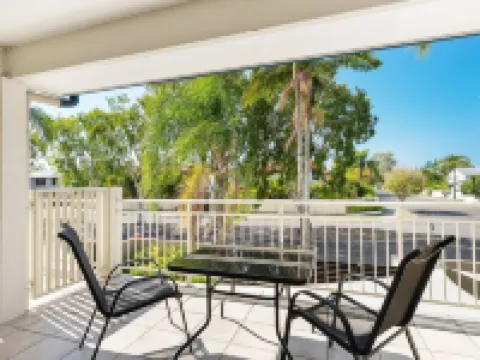 At the Sound Noosa Motel Hotels in Noosaville