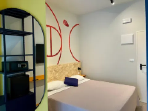 โรงแรม แฟนตินี คลับ